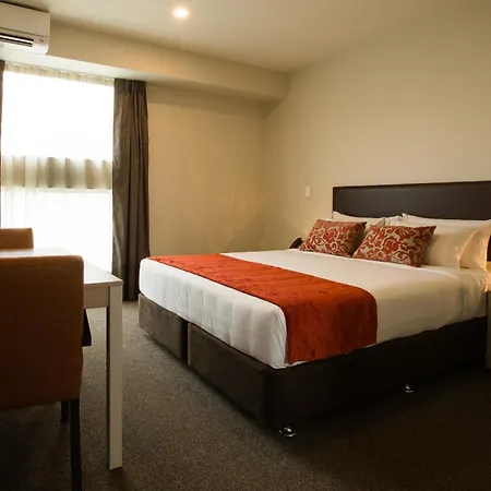 Ramada Suites By Wyndham Christchurch City Exterior photo